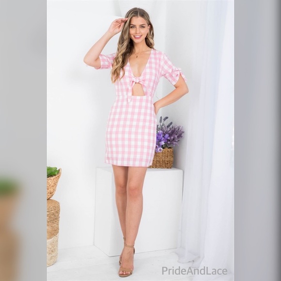 PINK WHITE CHECKERED PRINT FRONT & SLEEVE TIE KNOT DEEP V-NECKLINE A-LINE DRESS - Picture 4 of 6